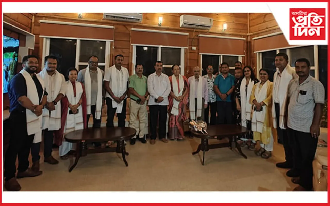 চৰাইদেউ মৈদামত অৱদান আগবঢ়োৱা প্ৰত্নতত্ত্ব বিভাগৰ কৰ্মচাৰীক কৃতজ্ঞতা জ্ঞাপন