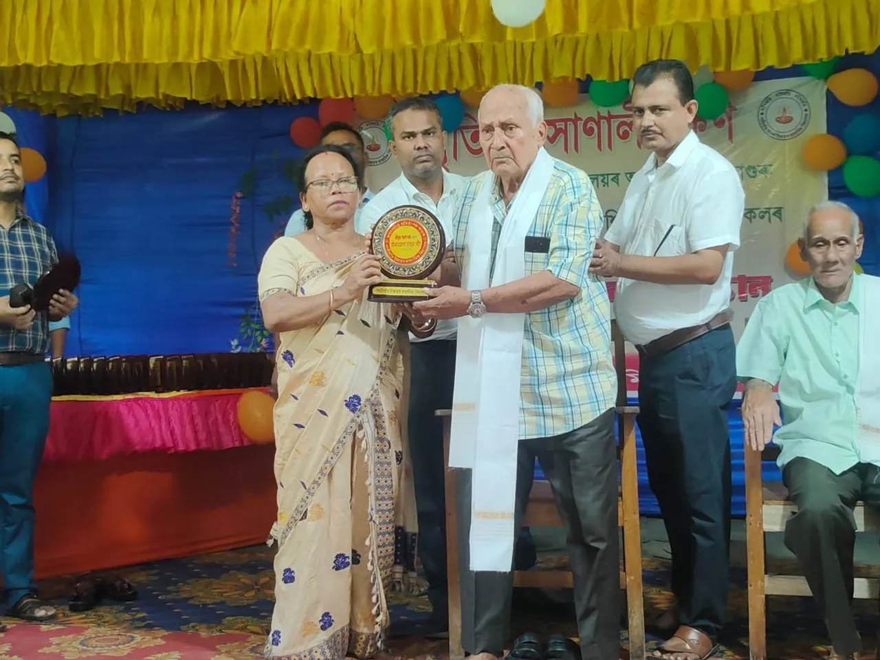 লখিমপুৰত 'স্মৃতিৰ সোণোৱালী ক্ষণ' অনুষ্ঠান