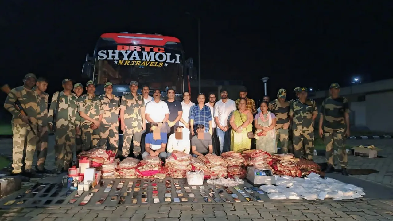 মেঘালয়ত মৈত্ৰী বাছৰ পৰা বুজণ পৰিমাণৰ চোৰাং সামগ্ৰী জব্দ : গ্ৰেপ্তাৰ তিনি বাংলাদেশী