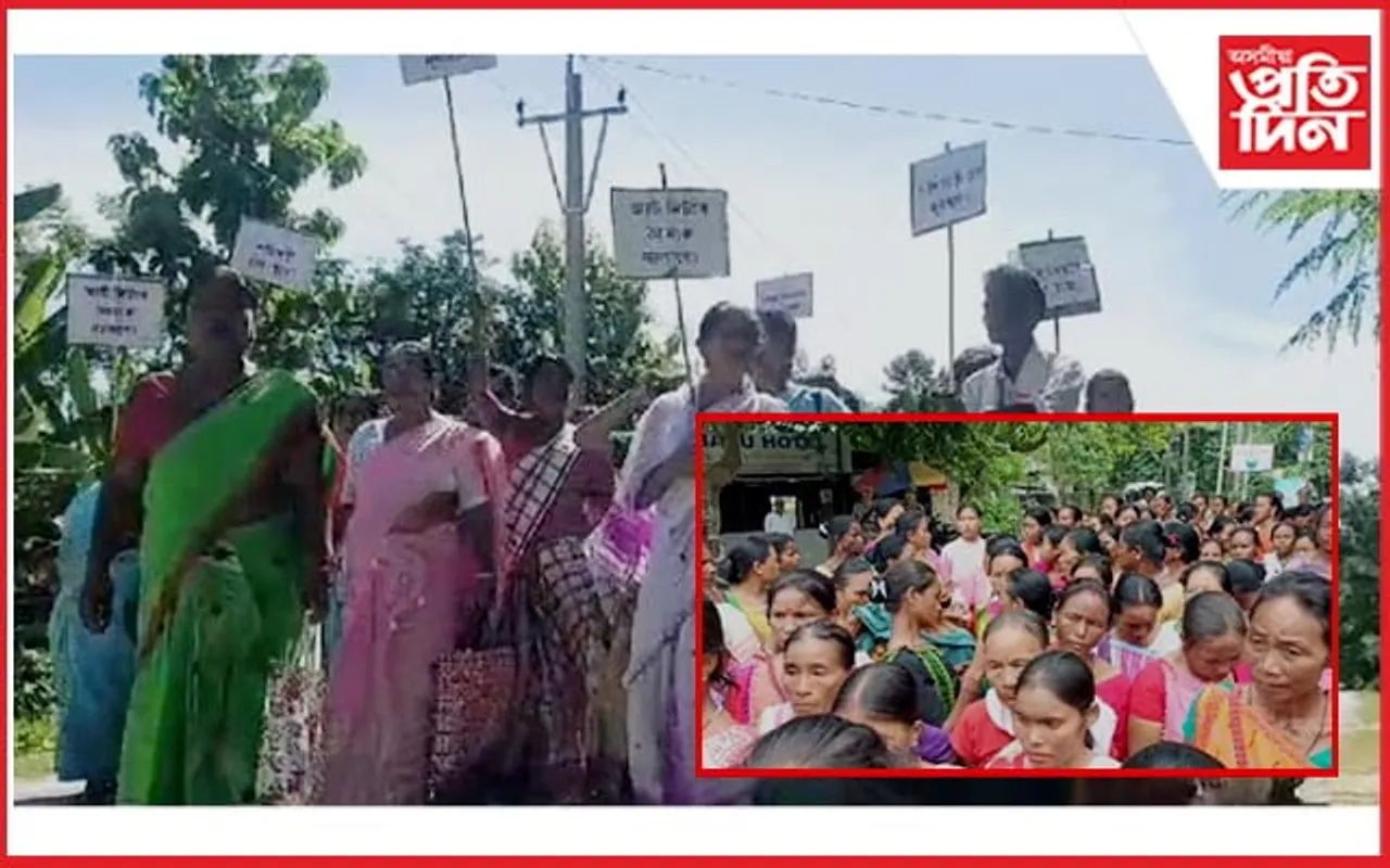 লংকাৰ কাকীত স্মাৰ্ট মিটাৰৰ বিৰুদ্ধে ৰাজপথলৈ ওলাই আহিল শতাধিক মহিলা