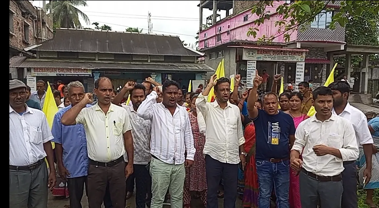 টিহুত স্মাৰ্ট মিটাৰ সংযোগৰ বিৰোধিতাৰে ৰাইজৰ দলৰ সমদল