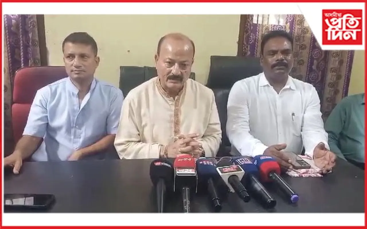 বিজেপিৰ প্ৰাৰ্থী পেনেলে সন্ত্ৰাসিত কৰিছে বিশ্বনাথ কংগ্ৰেছকঃ বিজেপি নেতাৰ কংগ্ৰেছত যোগদানৰ বিৰোধিতা...