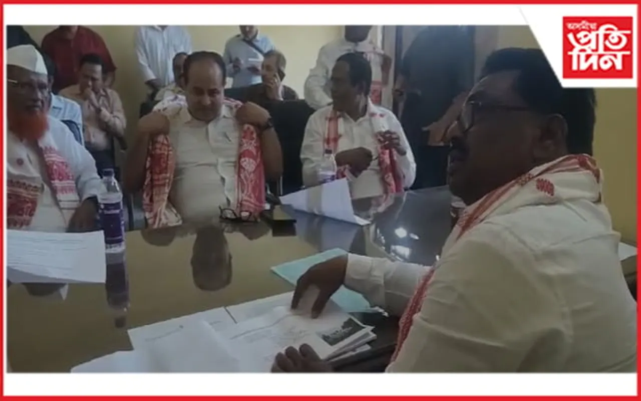মানকাচৰত বিভিন্ন বিভাগৰ চৰকাৰী আঁচনি পৰ্যবেক্ষণ পাব্লিক একাউন্ট কমিটিৰ ৫ বিধায়কৰ