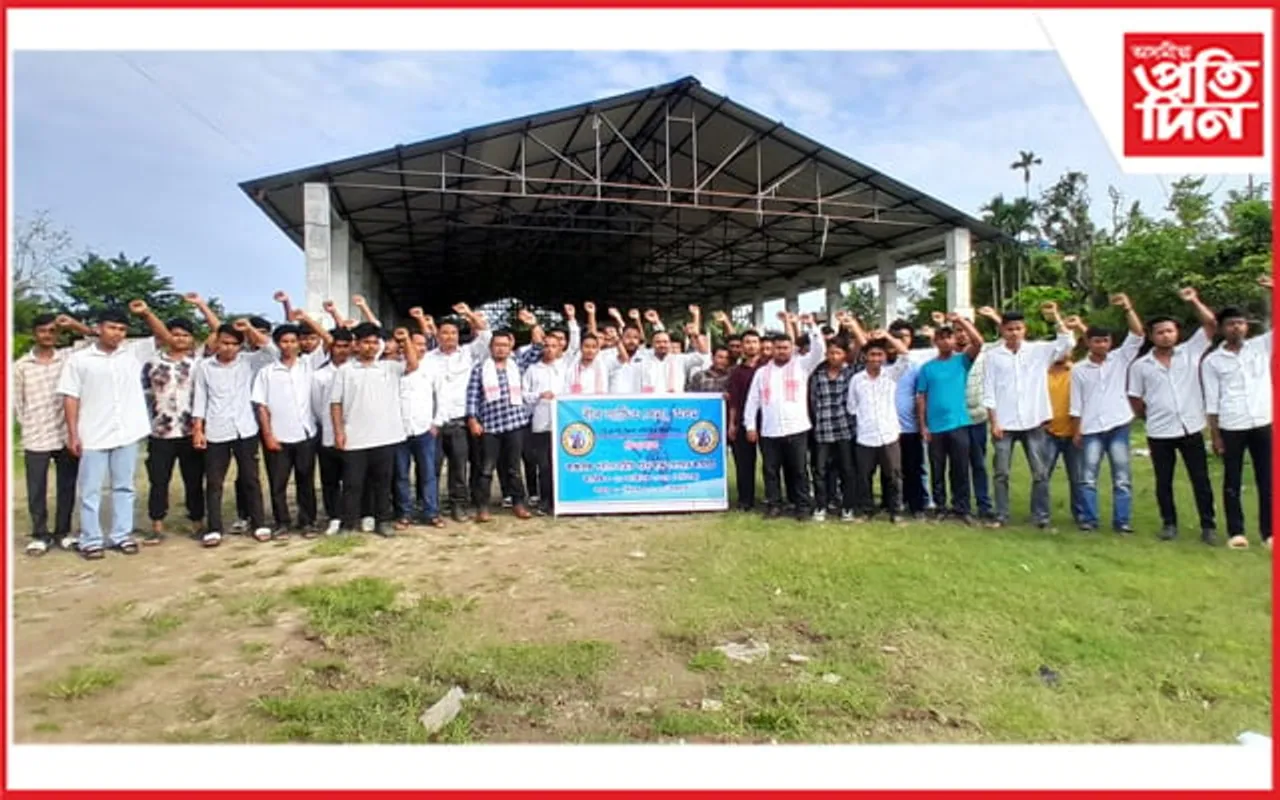 টেঙাখাতত অসমীয়া ভাষা প্ৰচলনৰ জৰুৰী অভিযানৰ সিদ্ধান্ত বীৰ লাচিত সেনাৰ... 