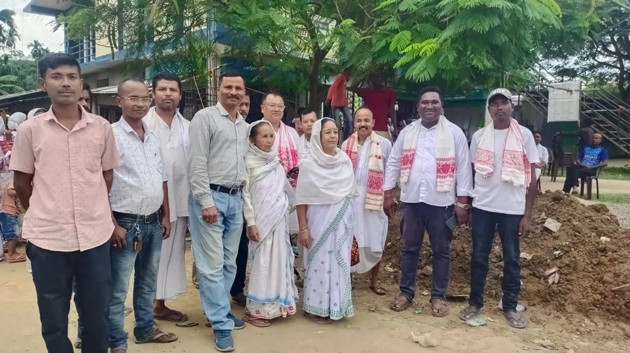 বিনৈগুটিয়া গাঁৱৰ আদৰণি তোৰণৰ দ্বাৰ মুকলি 