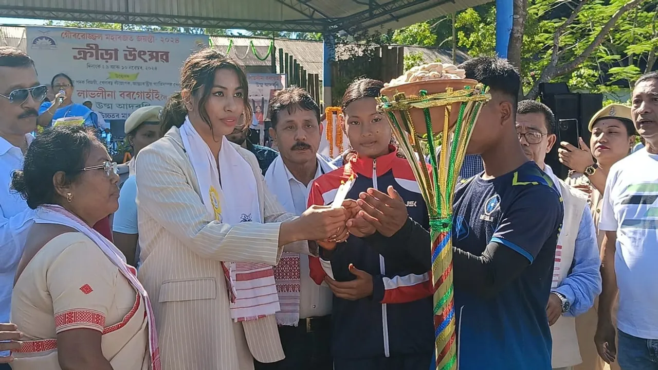 ধেমাজি উচ্চতৰ মাধ্যমিক বিদ্যালয়ৰ মহাৰজত জয়ন্তীৰ অনুষ্ঠানত লাভলীনা বৰগোঁহাই
