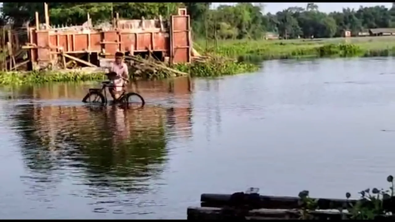 বছৰটোৰ তৃতীয়টো বানে সংহাৰী ৰূপ লৈছে তামাৰহাট...