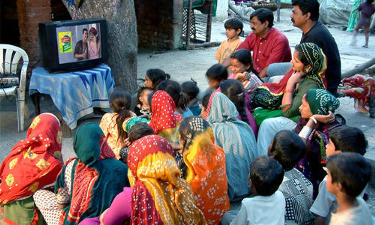 ক্ৰমাৎ কমি আহিছে টিভিৰ আয়ুস