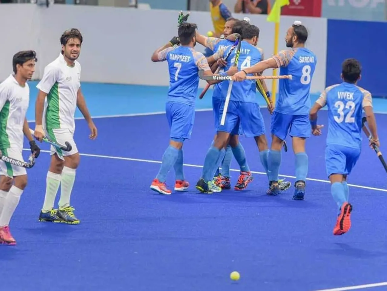 পাকিস্তানক হৰুৱাই পুৰুষ হকীত ভাৰতৰ ব্ৰঞ্জৰ পদক