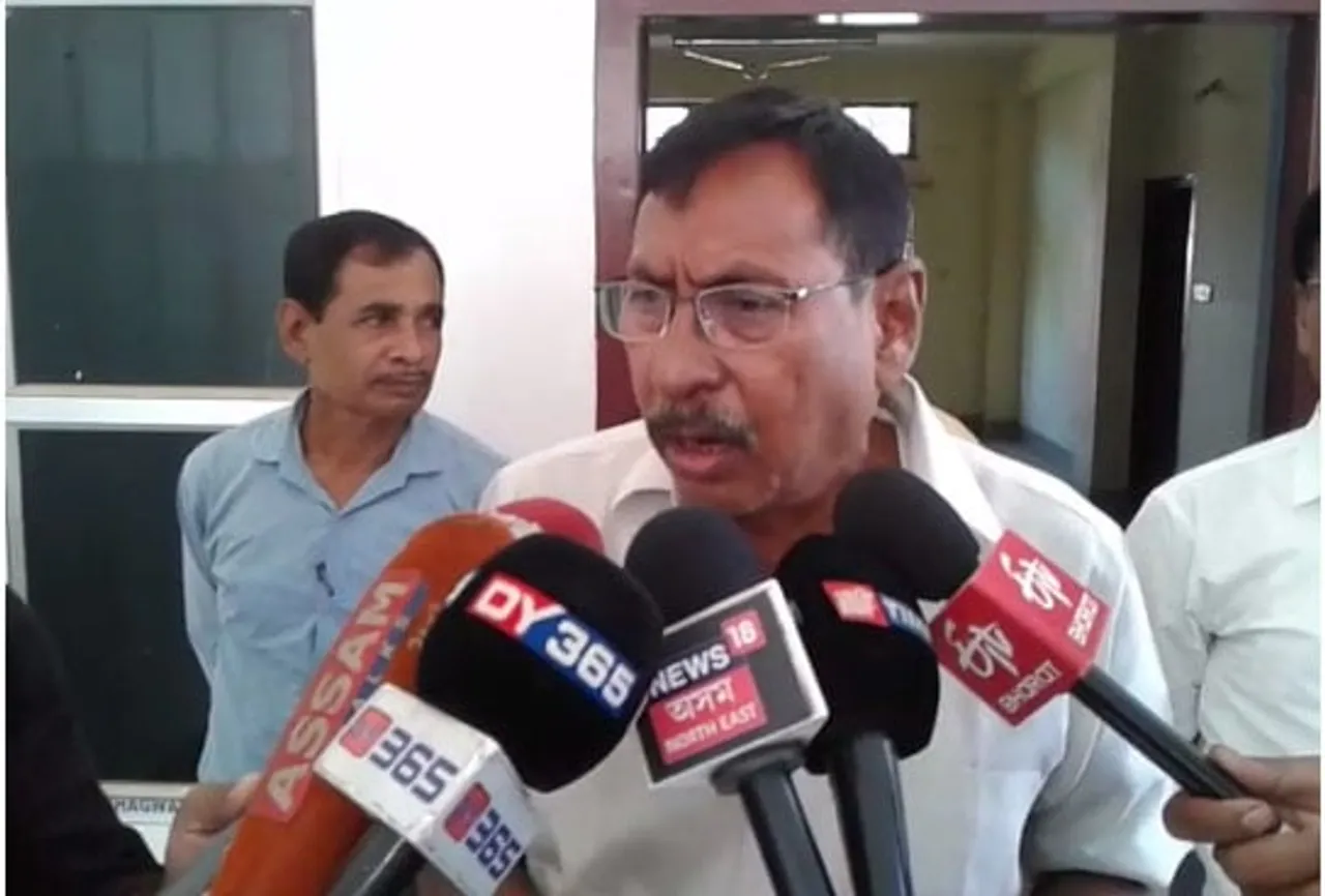 বহু বিস্ফোৰণ ঘটাই অমিত শ্বাহক সাক্ষাৎ কৰিবলৈ দিল্লীলৈ ৰাওনা ৰাজেন গোহাঁই