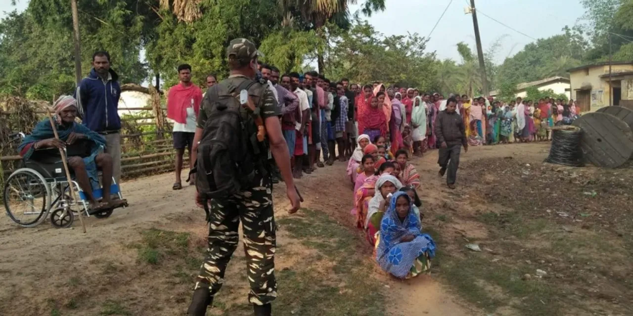 ভোটগ্ৰহণৰ মাজতে ছত্তীছগড়ত নিৰাপত্তাৰক্ষীৰ গুলীত নিহত ৫ মাওবাদী