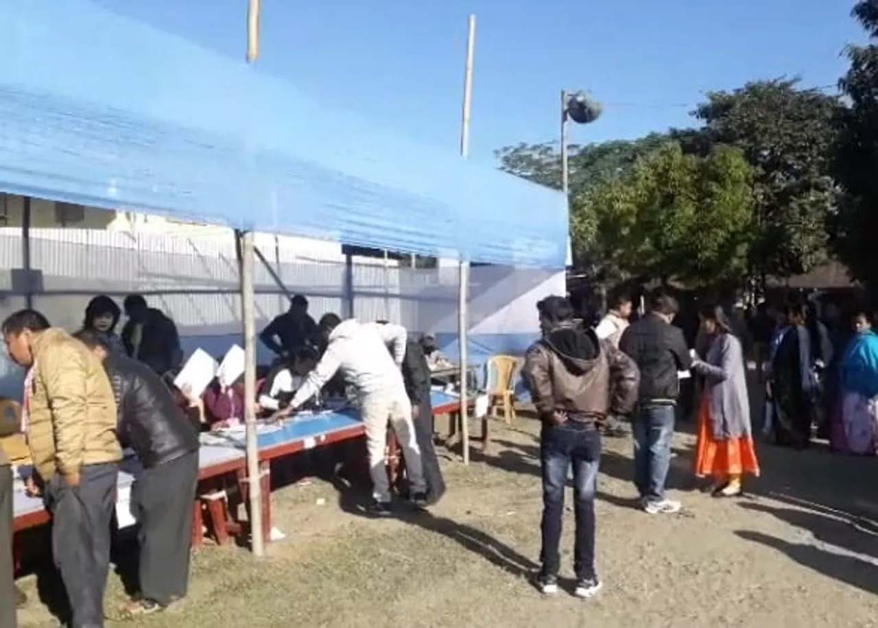 মাৰ্ঘেৰিটাত কোনে মাৰিব শেষ হাঁহি?