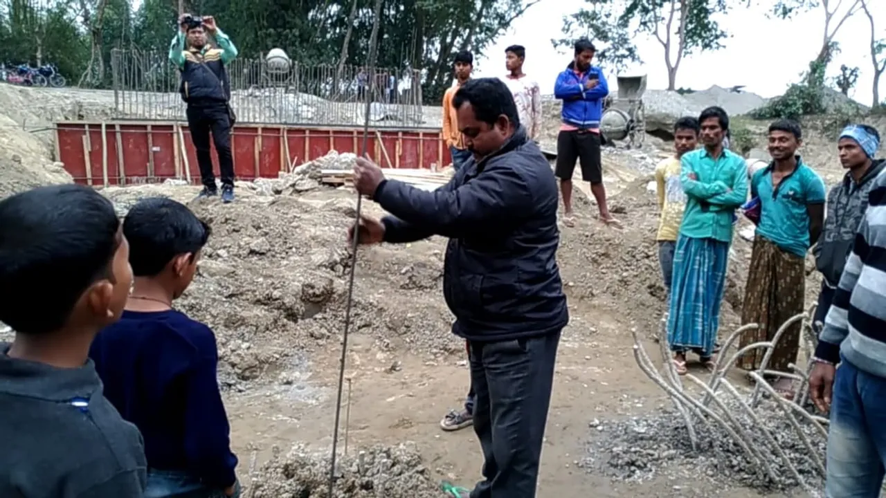 দৰঙত প্ৰধানমন্ত্ৰী গ্রাম চড়ক যোজনাৰ দলং নিৰ্মাণত ব্যাপক দুৰ্নীতি…