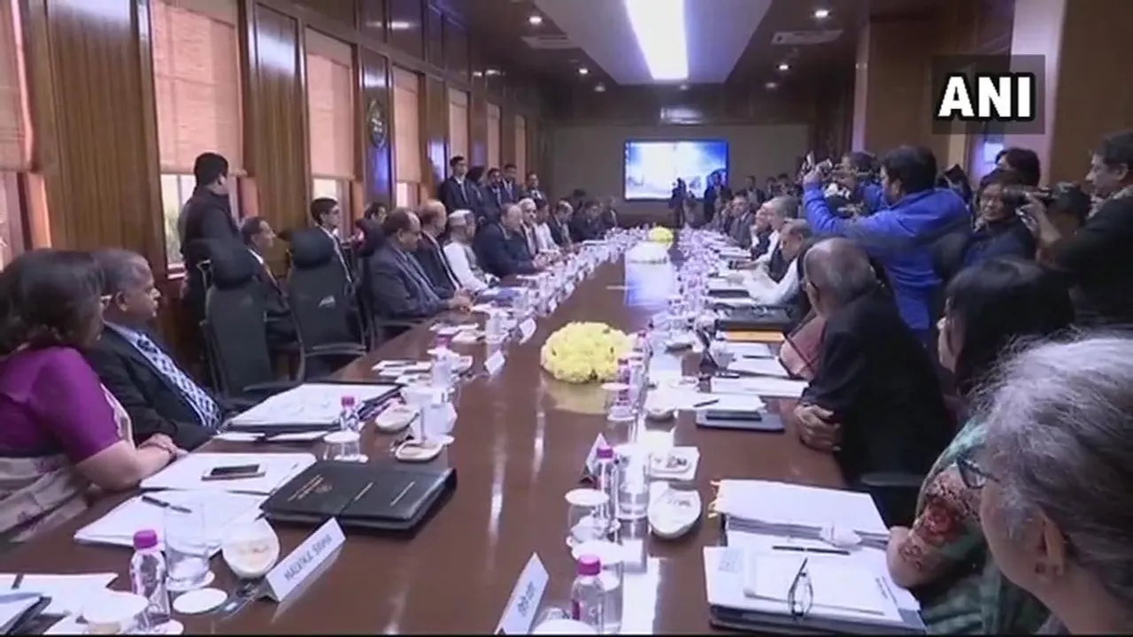 বিত্তীয় সংকট মোচন!  কেন্দ্ৰীয় চৰকাৰলৈ ৰিজাৰ্ভ বেংকৰ ২৮ হাজাৰ কোটি