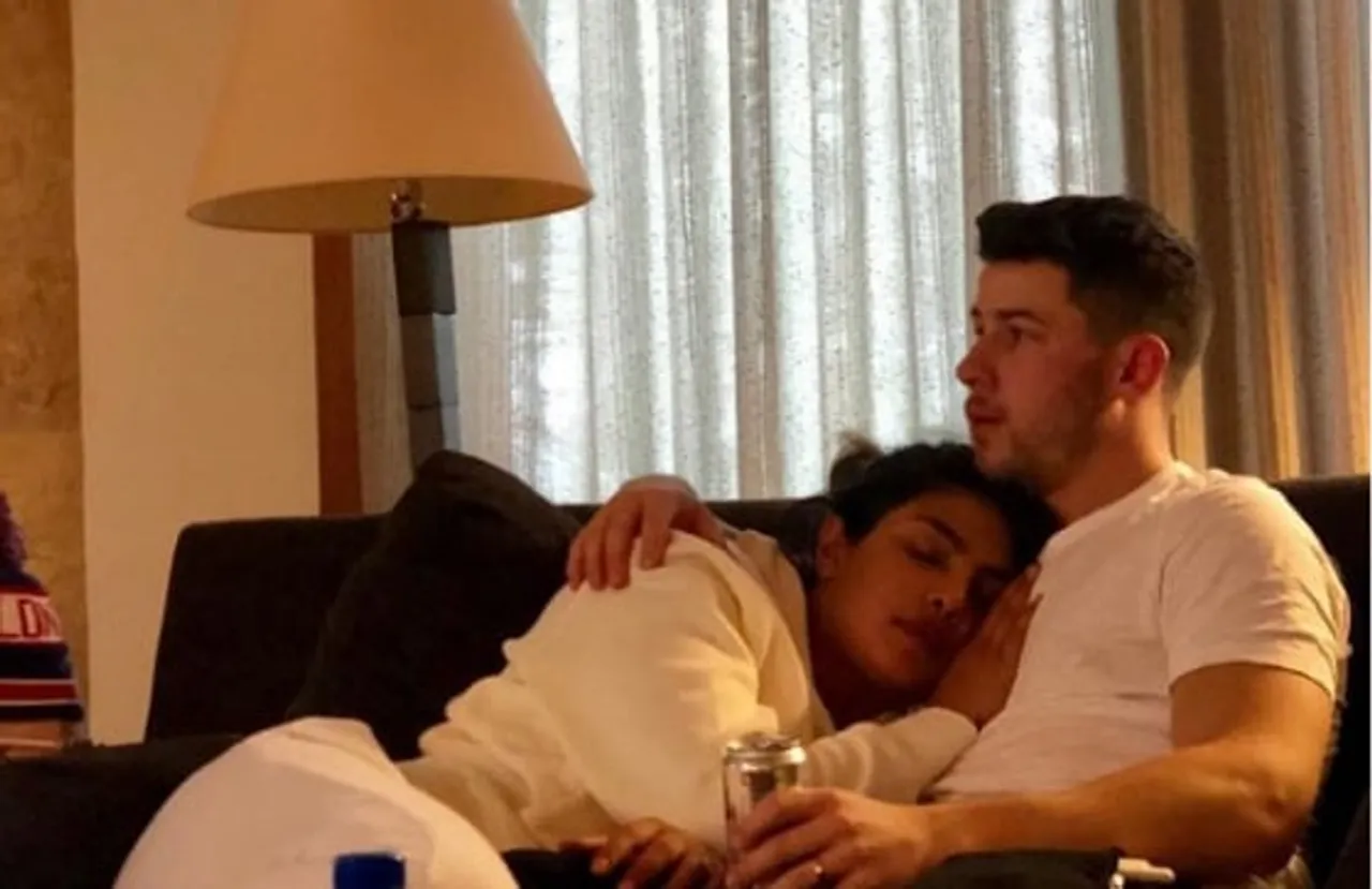 নিকৰ বুুকুত মূৰ গুজি টোপনিত লালকাল প্ৰিয়ংকা, ভাইৰেল PHOTO