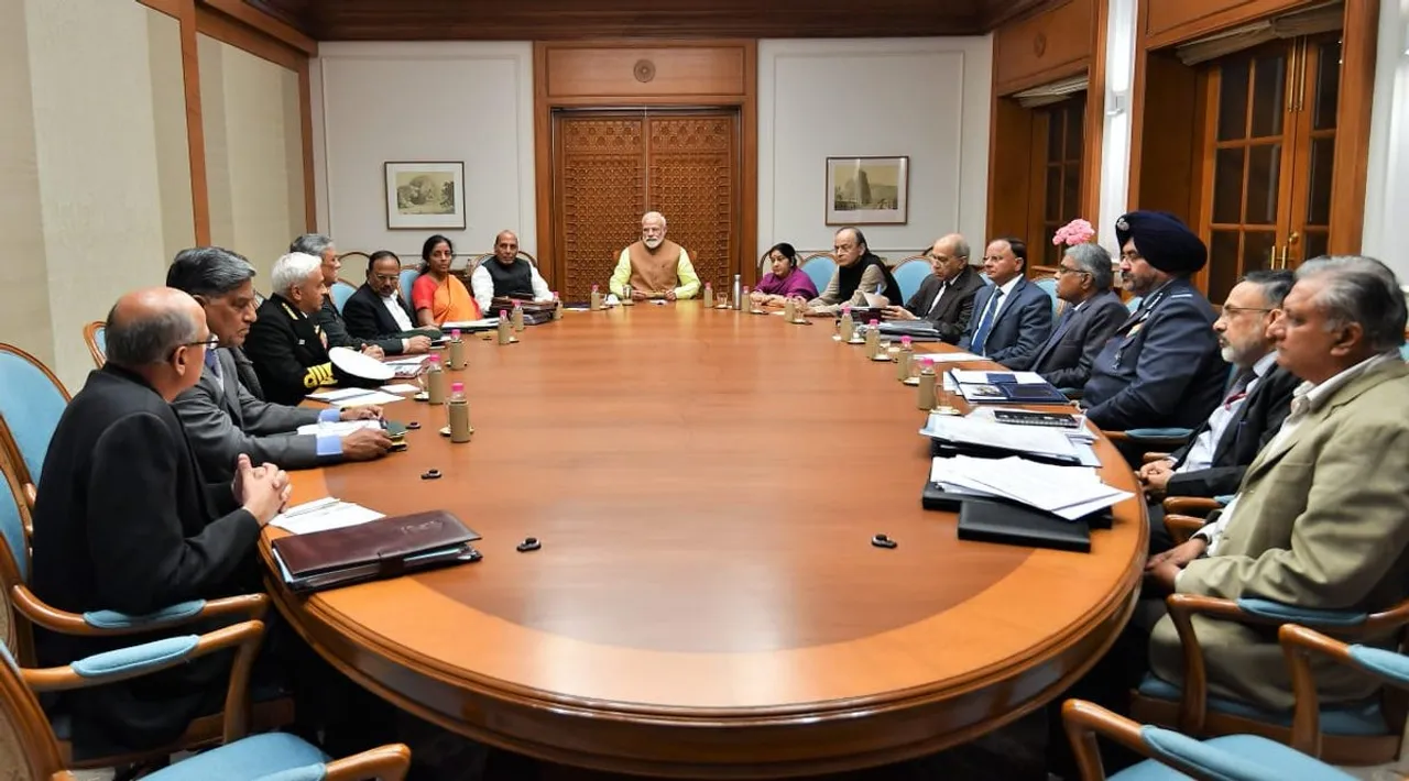 ঘনে ঘনে সলনি হৈছে পৰিৱেশ! দিল্লীত প্ৰধানমন্ত্ৰীৰ অধ্যক্ষতাত গুৰুত্বপূৰ্ণ বৈঠক…