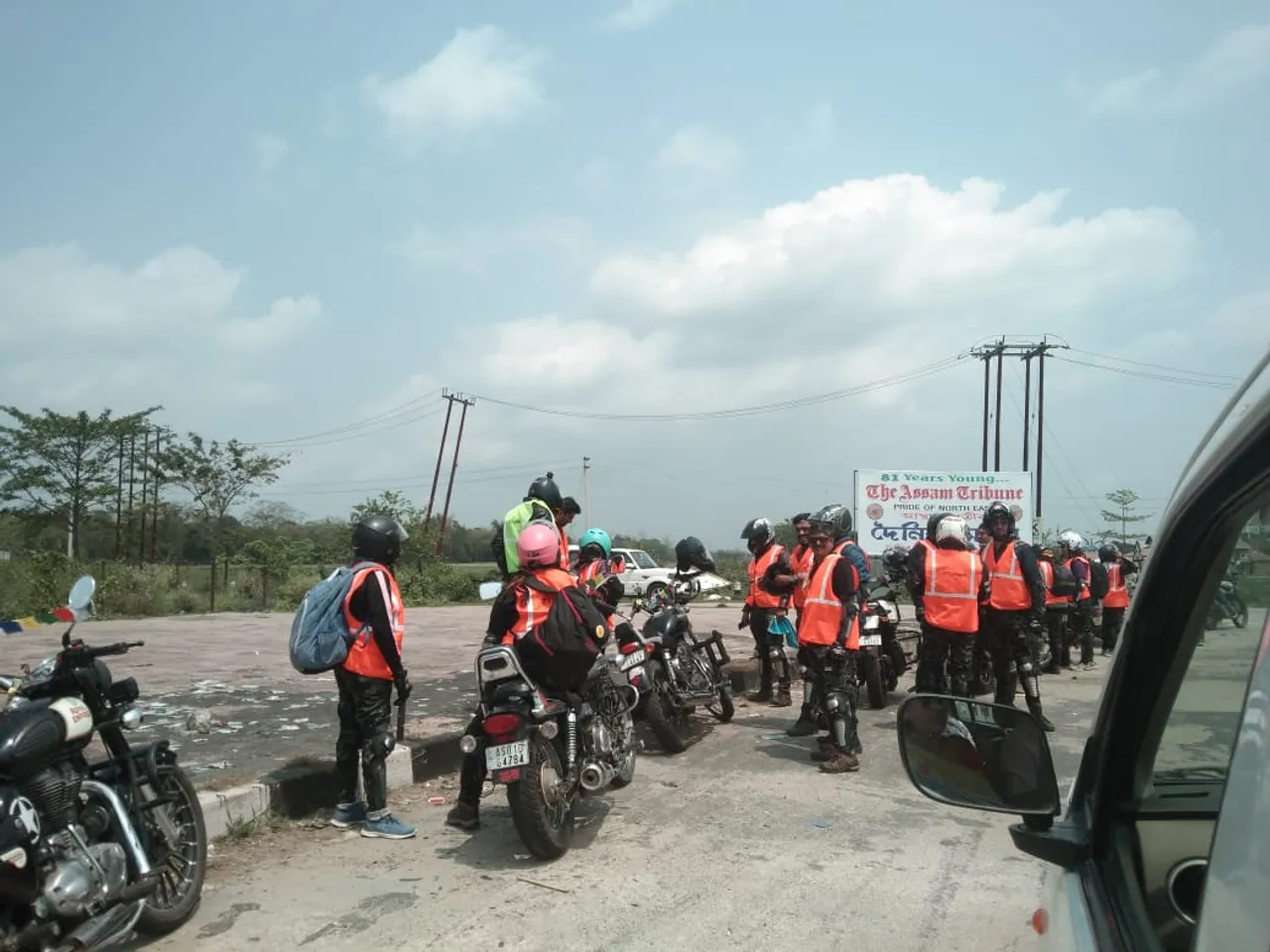 নিৰ্বাচনী বতাহ লগা নাই গাতঃ বুলেটেৰে পুনেৰ পৰা টাৱাং অভিমুখে ২৪ বাইক আৰোহী
