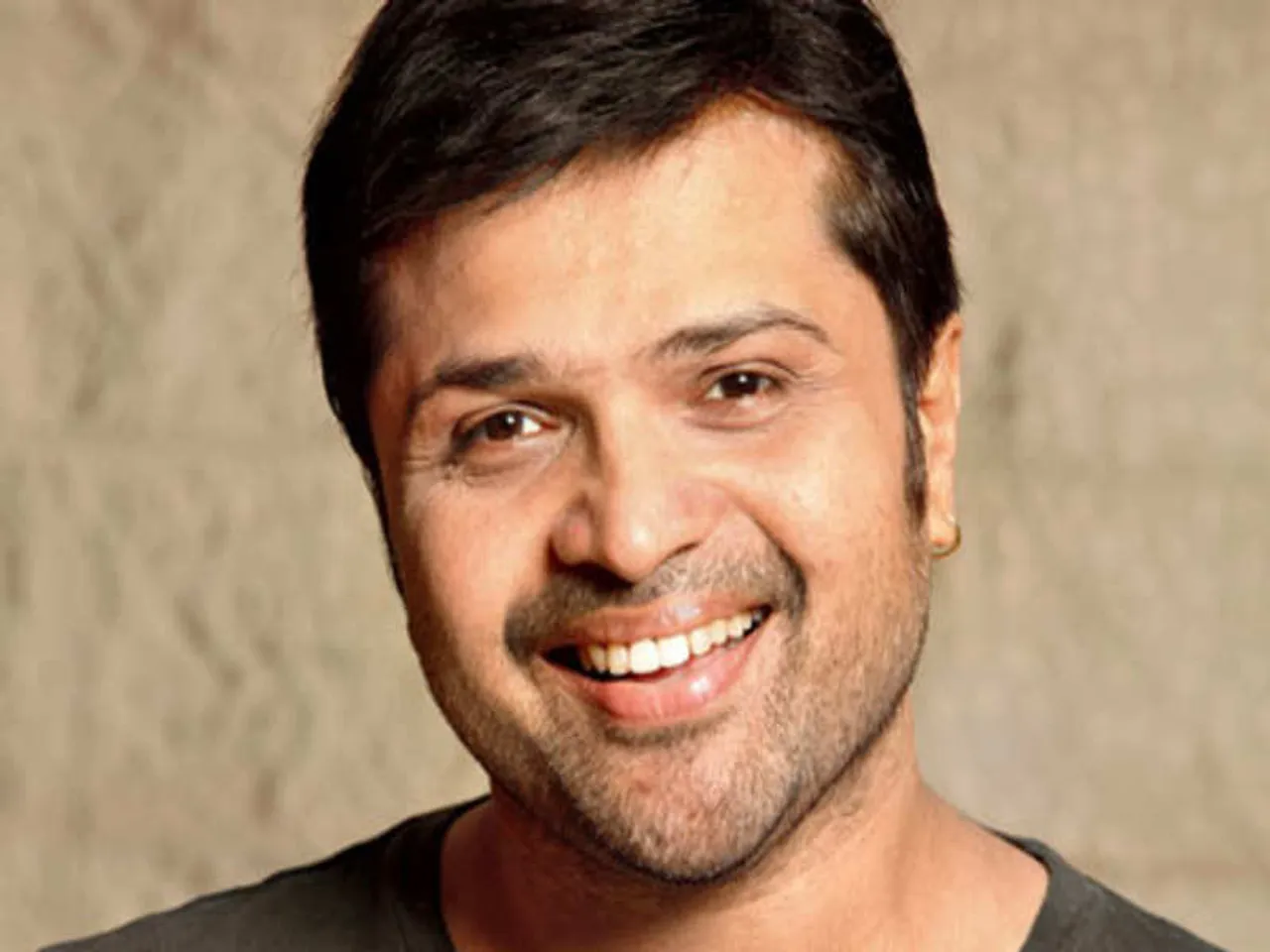 দুৰ্ঘটনাত পতিত বলীউডৰ জনপ্ৰিয় শিল্পী হিমেশ ৰেছমীয়া!