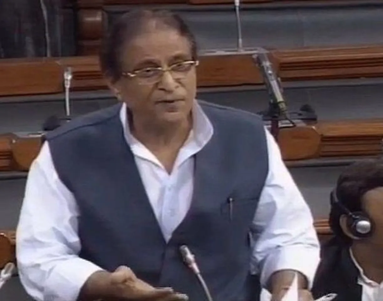 বিজেপিৰ মহিলা সাংসদক লৈ অশালীন মন্তব্য কৰা আজম খানে লোকসভাত খুজিলে ক্ষমা…