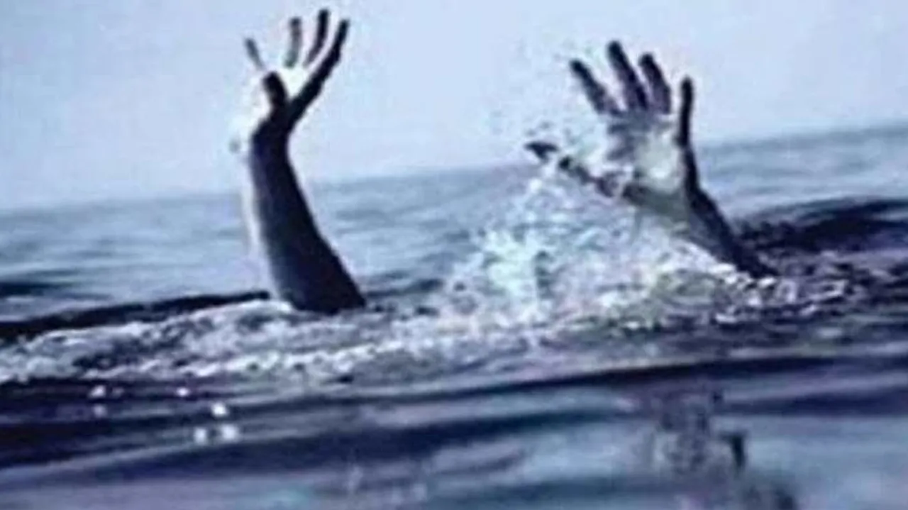 পিকনিক খাবলৈ গৈ নৈৰ সোঁতত উটি গ’ল ৩ বন্ধু…