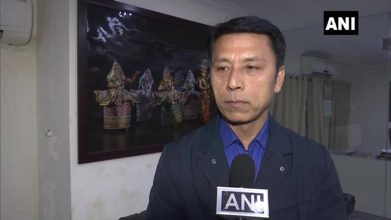 নাগৰিকত্ব সংশোধনী বিধেয়ক সন্দৰ্ভত কি ক’লে মণিপুৰৰ শিক্ষামন্ত্ৰীয়ে…