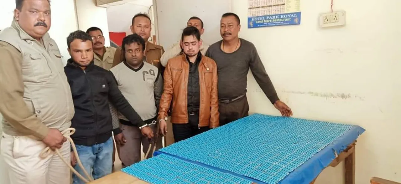 বৃহৎ পৰিমাণৰ ড্ৰাগছসহ গোৱালপাৰা আৰু কাবাইতাৰীৰ ৩ ড্ৰাগছ ব্যৱসায়ীক গ্ৰেপ্তাৰ