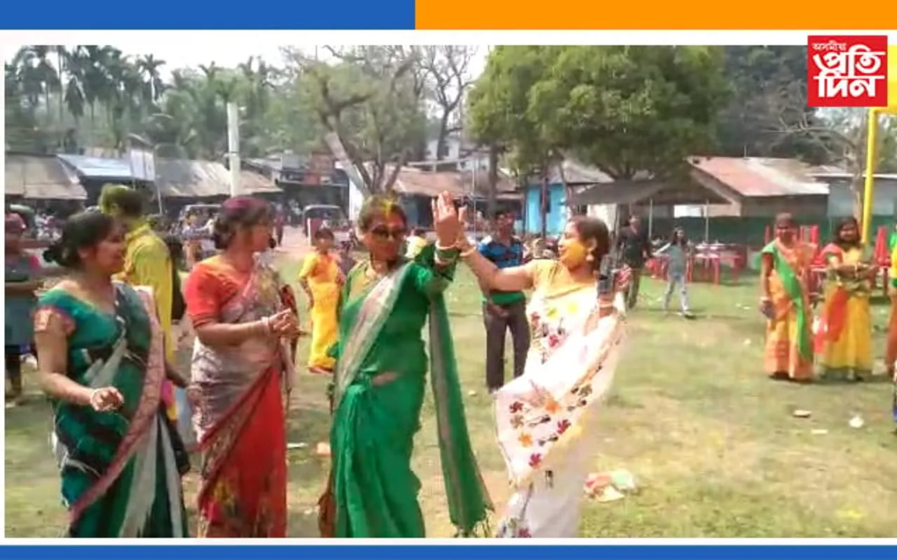 নিৰ্বাচনৰ বতাহৰ লগে লগে লামডিঙত উদযাপন দৌল উৎসৱ…
