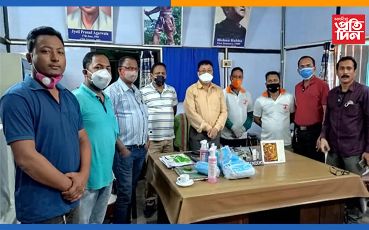 দৰং জিলাৰ কাৰাগাৰত হাজোতী-কয়দীৰ মাজত ইউনিটি উই দ্যা ব্লাড ড’নাৰচ গোটৰ মাস্ক আৰু চেনিটাইজাৰ বিতৰণ…