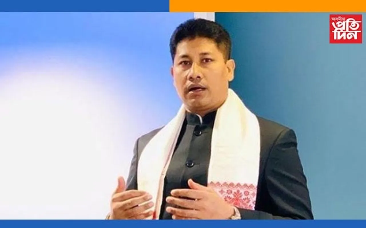 পীয়ুষ হাজৰিকাৰ সাংবাদিকক দিয়া ভাবুকি সন্দৰ্ভত কঠোৰ নিৰ্বাচন আয়োগ