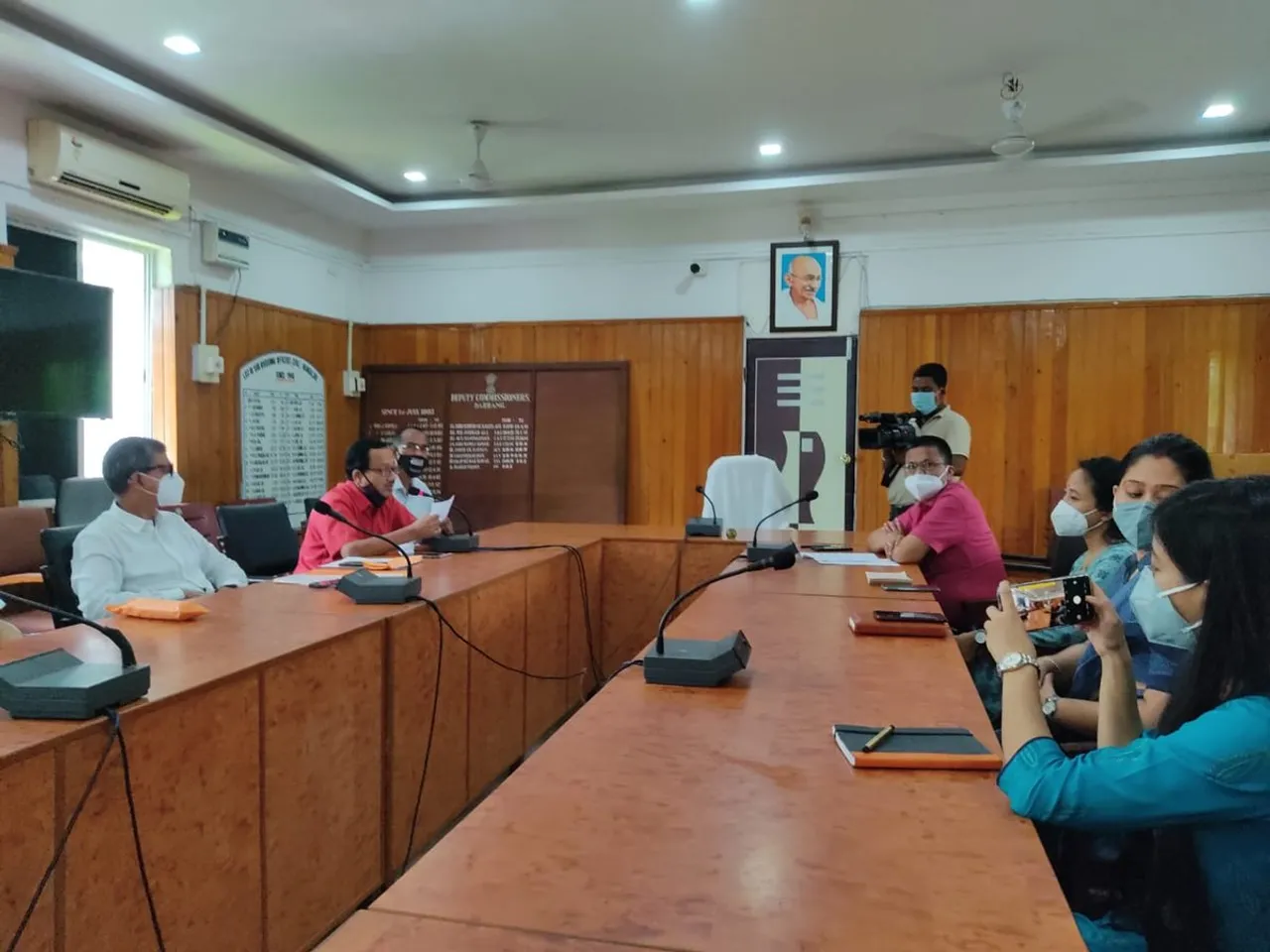 মুখ্যমন্ত্ৰীৰ সাহায্য পুঁজিলৈ ৬লাখ টকাৰ বৰঙণি…