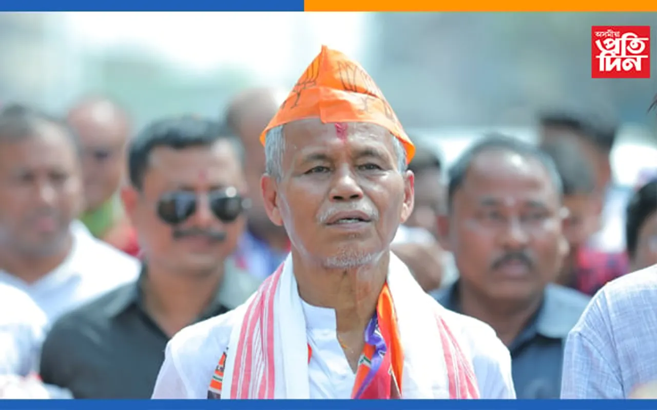 সচিবালয়ৰ পৰাই প্ৰাক্তন মন্ত্ৰীৰ গাড়ী চোৰ..