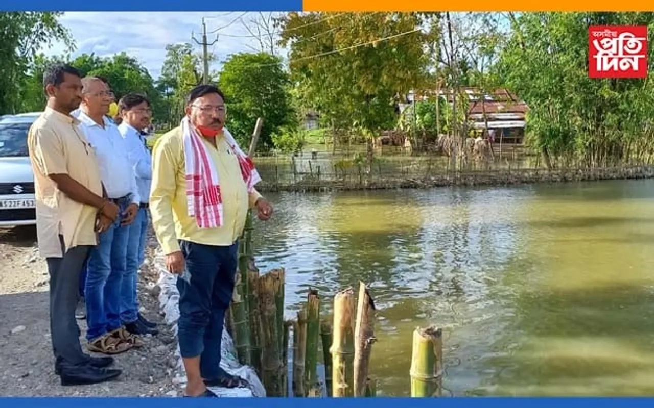 মন্ত্ৰী যোগেন মোহনৰ বান বিধ্বস্ত জীয়াঢলৰ মথাউৰি পৰিদৰ্শন…