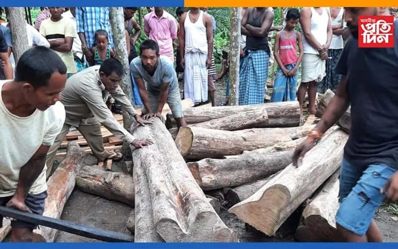কঠোৰ দিছপুৰঃ নদী পথেৰে চোৰাং কাঠৰ সৰবৰাহ, বনাঞ্চল ধ্বংসৰ বিৰুদ্ধে আৰক্ষীয়েও আৰম্ভ কৰিছে অভিযান…