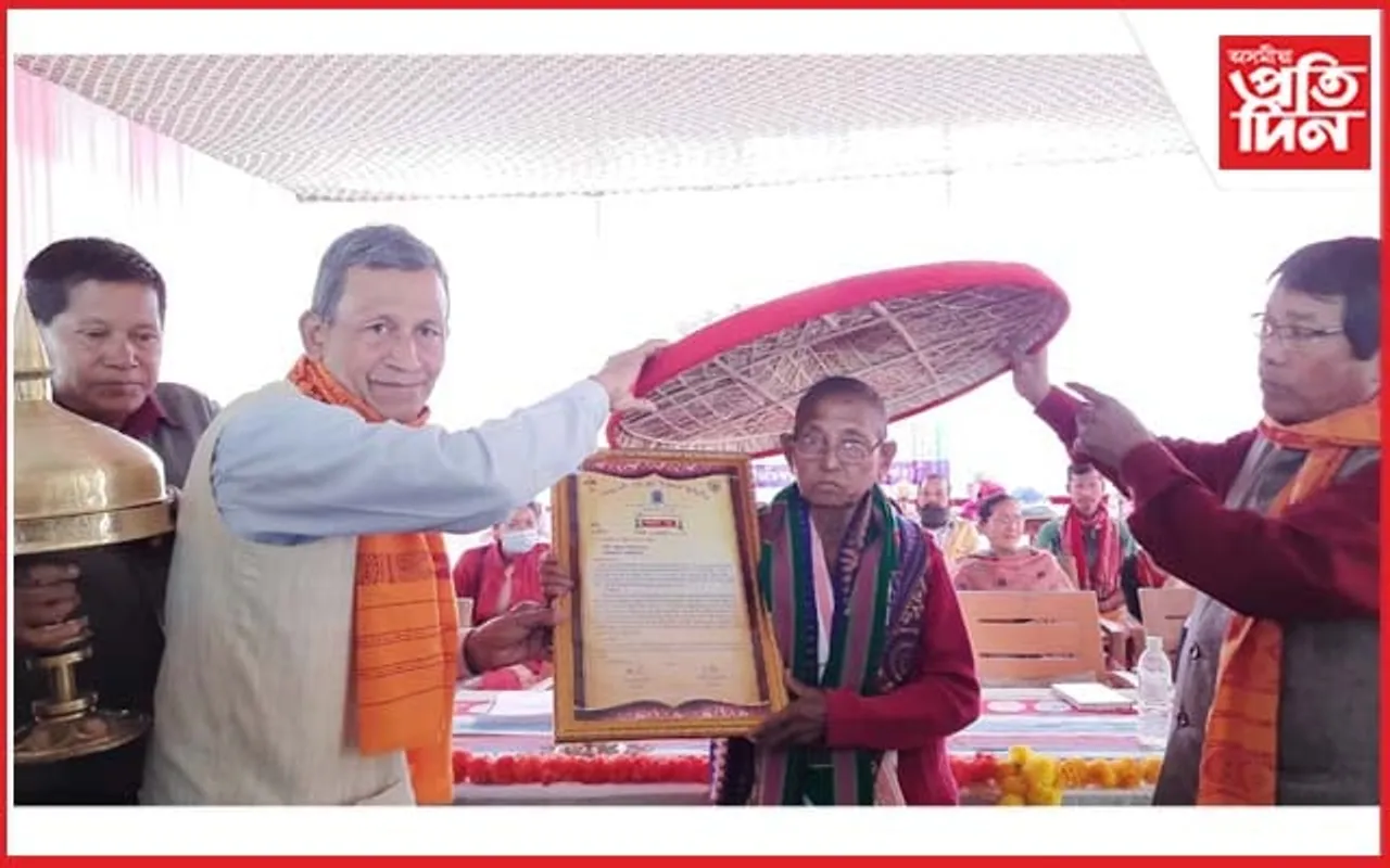 ধূপধৰাত বিকালী মৌজা উন্নয়ন সমিতিৰ সম্বৰ্ধনা অনুষ্ঠান…