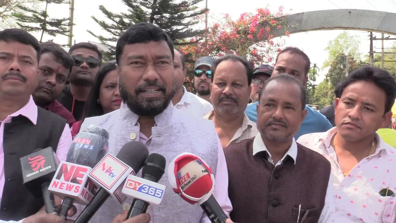বিৰোধী শূণ্য হোৱাৰ বাবে এতিয়া সাংবাদিকৰো প্ৰশ্নৰ অভাৱ ঘটিছেঃৰামেশ্বৰ তেলী