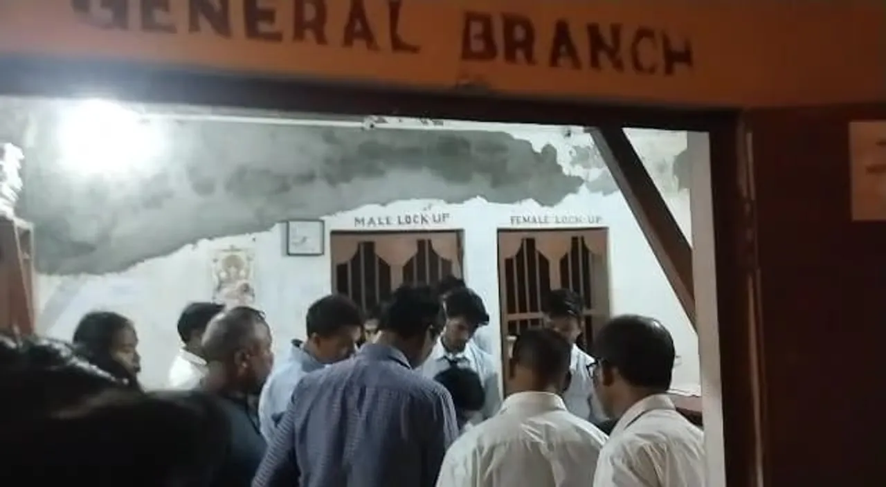 নাৰায়ণপুৰৰ চৌদ্ধপুনিয়াস্থিত জৱাহৰ নৱোদয় বিদ্যালয়ত অঘটনঃ  ৯ জন ছাত্ৰক বহিস্কাৰ…