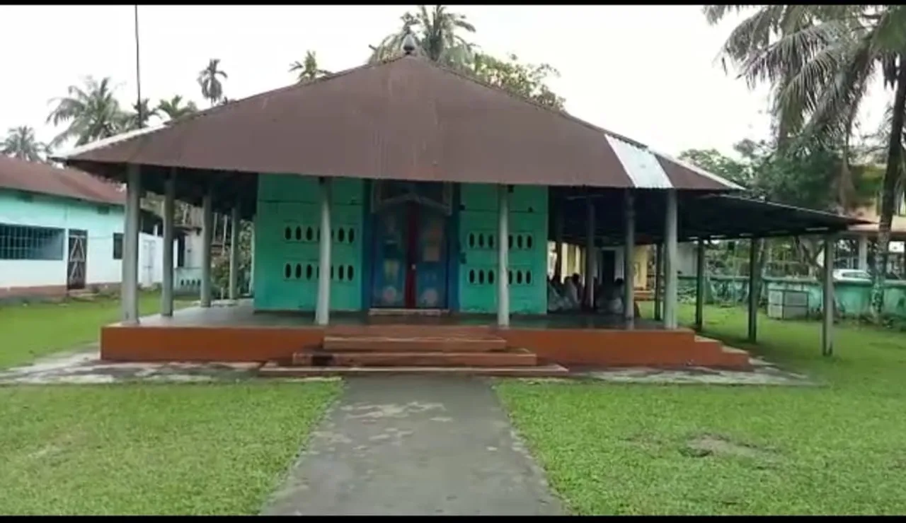 বৰপেটা চহৰৰ সত্ৰ , নামঘৰত চোৰৰ দৌৰাত্ম্য অব্যাহত…