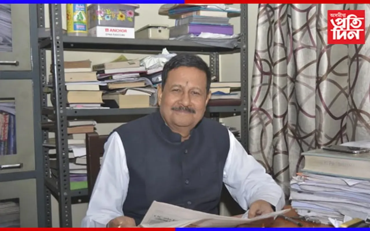 ‘গাধৰ দৰে কাম কৰিছে APCC য়ে’- সভাপতিৰ ঘোষণাৰ পিছতে বিস্ফোৰণ প্ৰাক্তন মন্ত্ৰী নীলমণিৰ