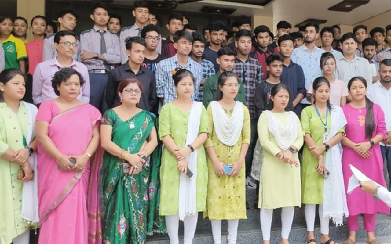 গহপুৰ শংকৰদেৱ শিক্ষা নিকেটনৰ সাফল্যঃ প্ৰথমটো বেটছৰ ১০০ শতাংশই উত্তীৰ্ণ, ৩৯ গৰাকীয়ে পালে ষ্টাৰ নম্বৰ…