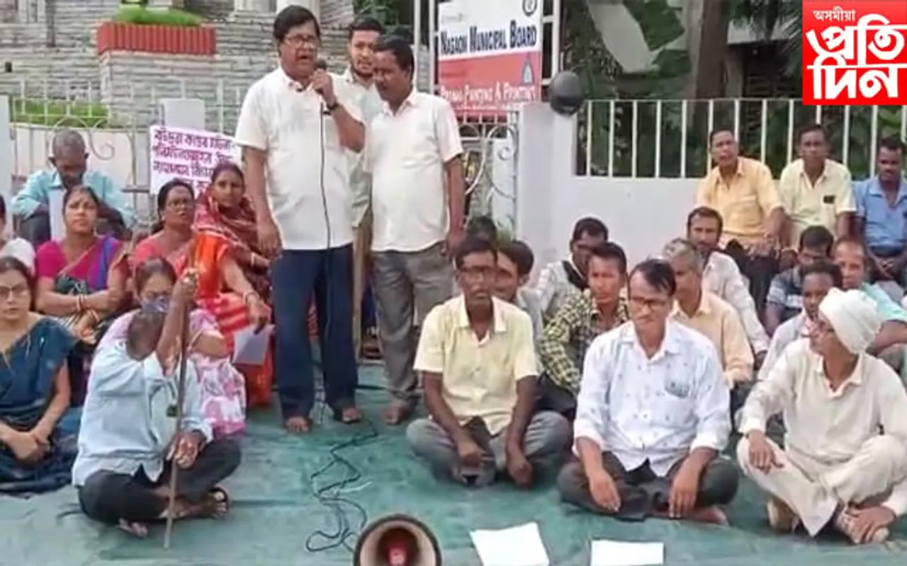 পিপিই কীট আৰু চেনিটাইজাৰ যোগানৰ তদন্তৰ দাবীত চিপিআই, আপৰ প্ৰতিবাদ…