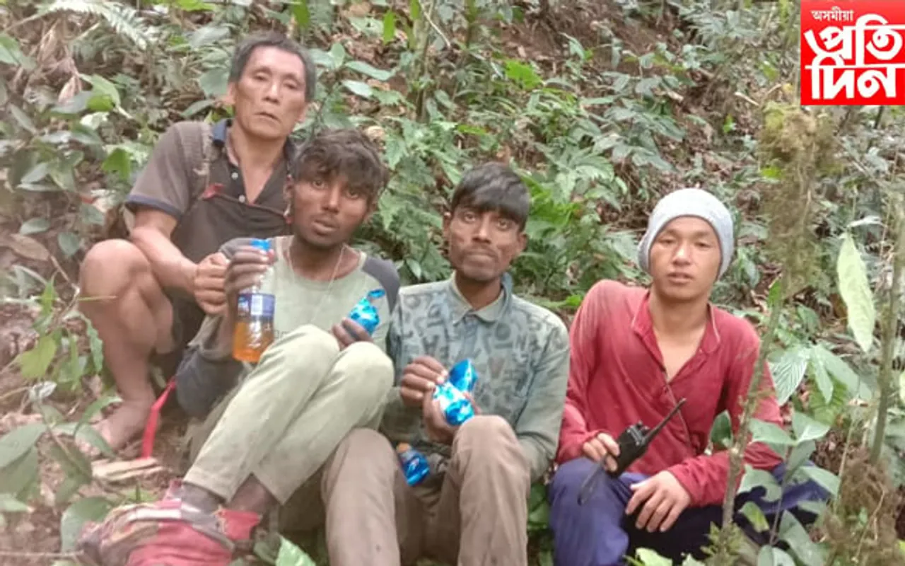 অৰুণাচলৰ ঘন জংঘলৰ মাজৰ পৰা উদ্ধাৰ আন ২ জন নিৰুদ্দিষ্ট শ্ৰমিকঃ এতিয়াও পাহাৰৰ মাজত আবদ্ধ ৯ জন…