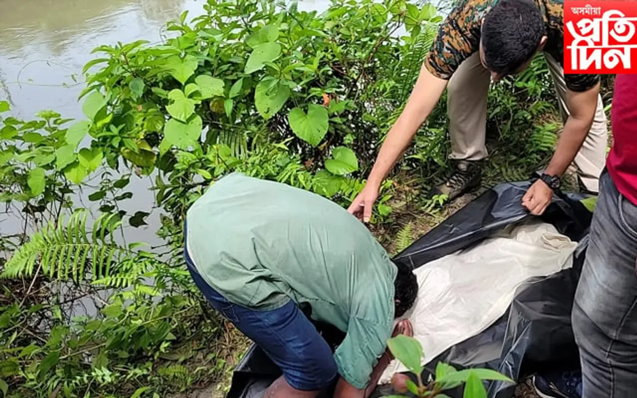২৪ ঘন্টাৰ মূৰত উদ্ধাৰ হ’ল জলসিঞ্চনৰ নলাৰ পানীত উটি গৈ নিৰুদ্দেশ হোৱা কণমানি লক্ষ্মিতা ৰায়ৰ মৃতদেহ…