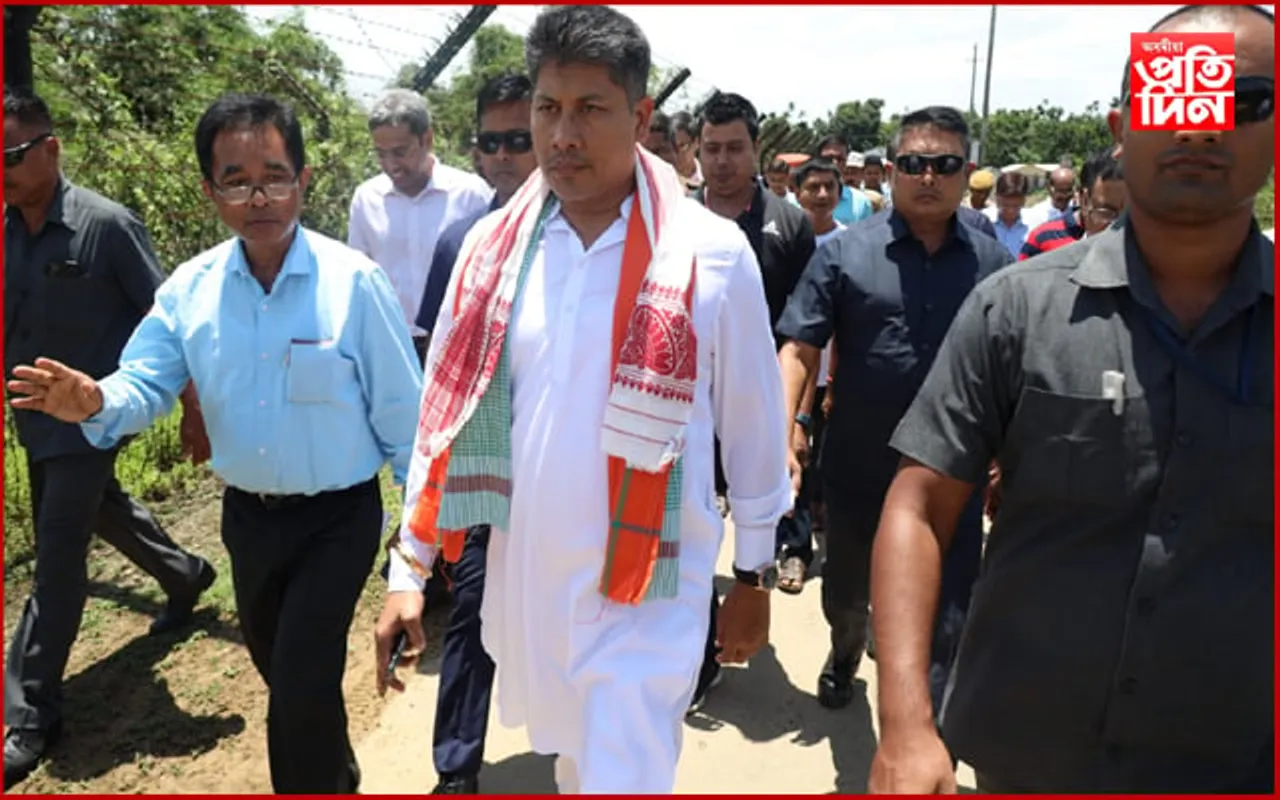 ৩ দিনীয়া কাৰ্যসূচীৰে বৰাকত জলসম্পদ মন্ত্ৰী পীযুষ হাজৰীকা, বান নিয়ন্ত্ৰণৰ ব্যৱস্থাসমূহ পৰিদৰ্শন…