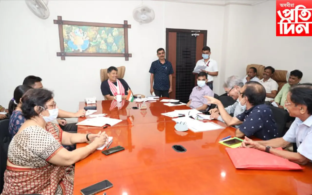 জনতা ভৱনত জ্যেষ্ঠ নাগৰিক, বিশেষভাৱে সক্ষম, দিব্যাংগ, তৃতীয় লীংগৰ সংগঠনৰে মন্ত্ৰী পীযুষ হাজৰিকাৰ বৈঠক…
