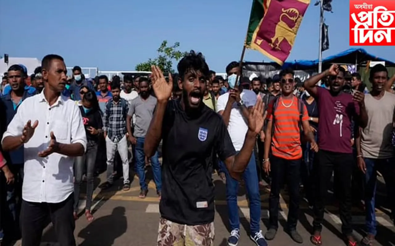 অৰাজকতা; শ্ৰীলংকাত ঘোষণা কৰা হ’ল জৰুৰীকালীন অৱস্থা…