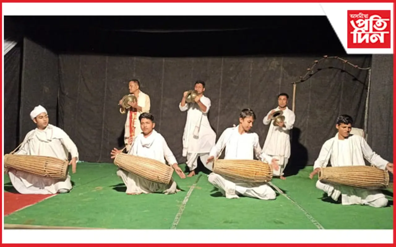 সত্ৰীয়া সংস্কৃতিৰ আৰ্হিত লক্ষীমপুৰ সত্ৰীয়া সংগীত বিদ্যালয়ৰ মহাপুৰুষজনাৰ তিৰোভাৱ তিথি উদযাপন…