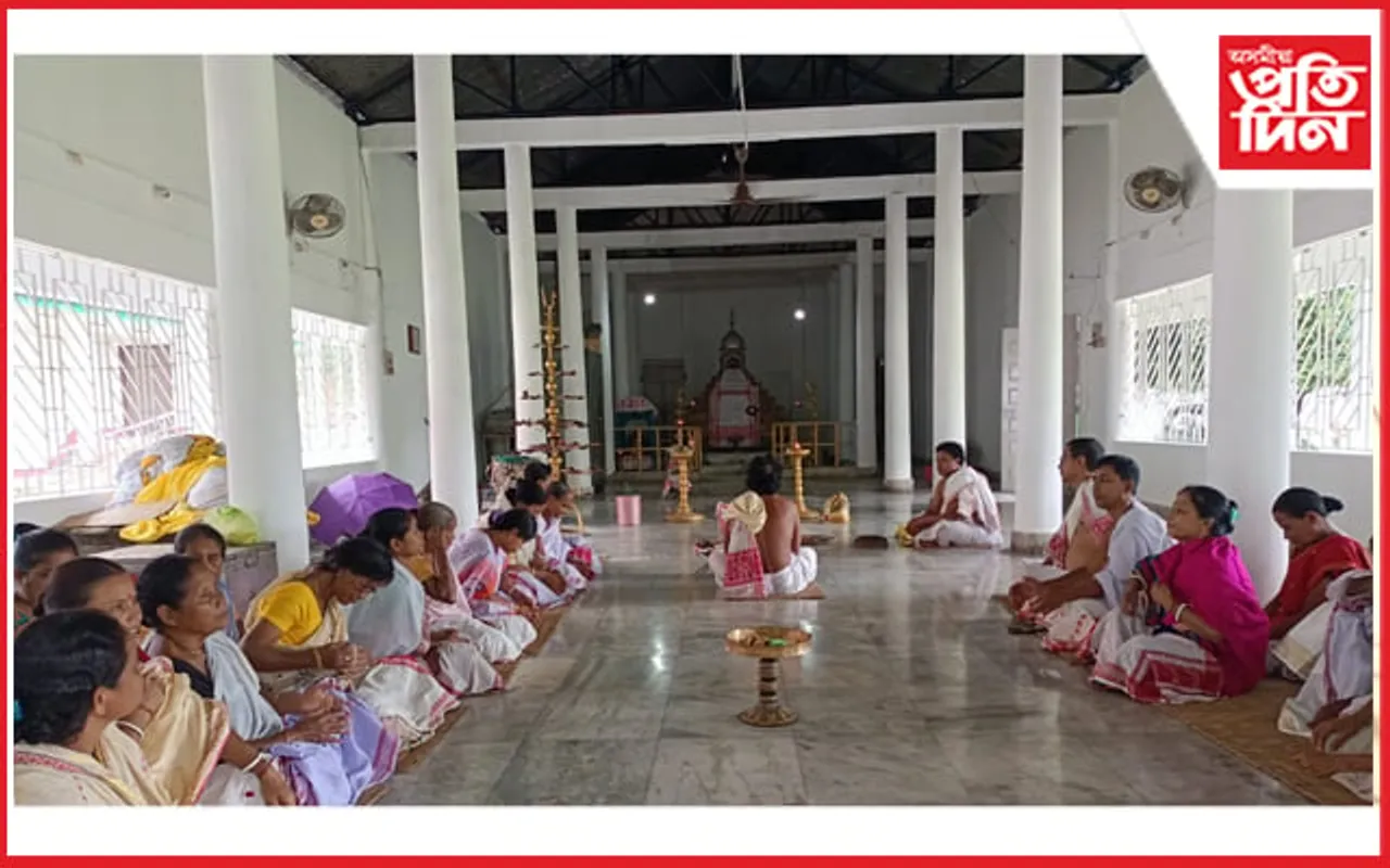 নাম-কীৰ্তনেৰে মুখৰিত মধুপুৰ সত্ৰঃ সাঁচিপুলি ৰোপণ, সাঁচিপাতৰ পুথি সংৰক্ষণৰ ওপৰত আলোচনা…