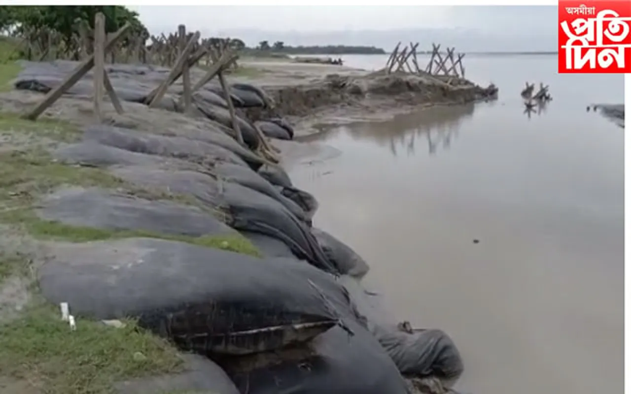 বানৰ পাছত গৰাখহনীয়া অব্যাহত, উন্মুক্ত হৈ পৰাৰ সম্ভাৱণা ভাৰত বাংলাদেশ সীমান্ত…