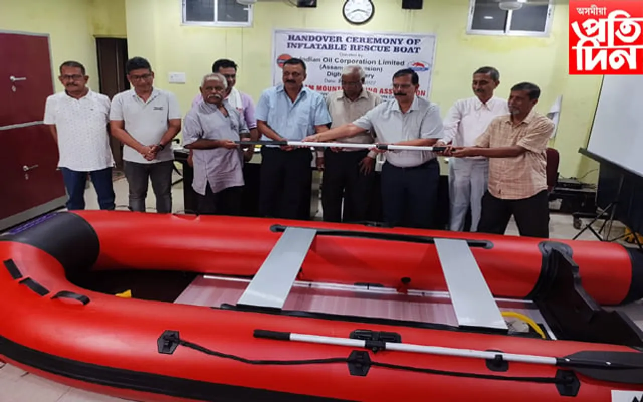 অসম পৰ্বতাৰোহণ সন্থাক ডিগবৈ তেল শোধানাগাৰৰ উন্নতমানৰ নাওঁ অৰ্পণ…