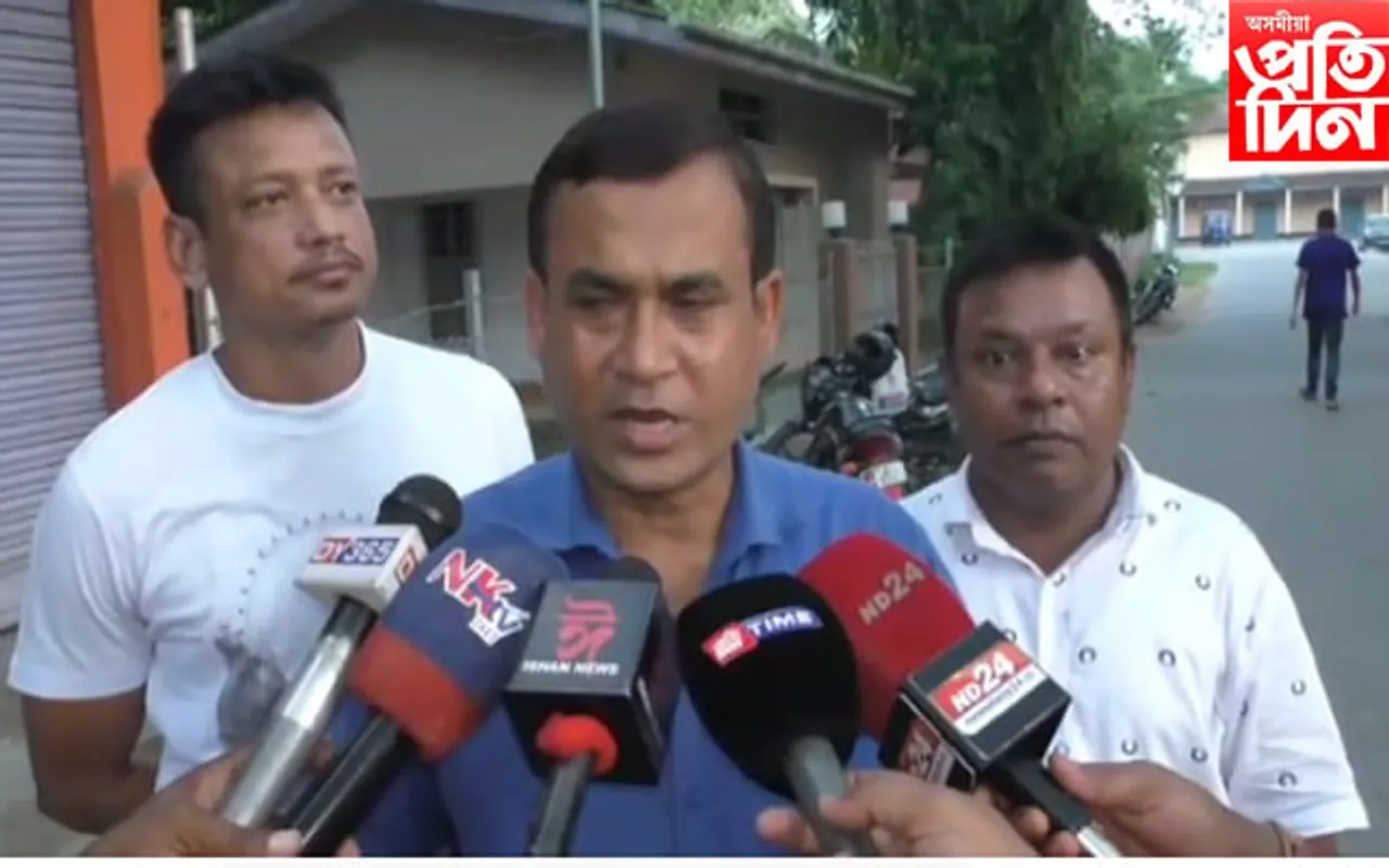 চৰকাৰী কাৰ্যালয় স্থানান্তৰিত কৰাক লৈ মঙলদৈত প্ৰতিবাদ…